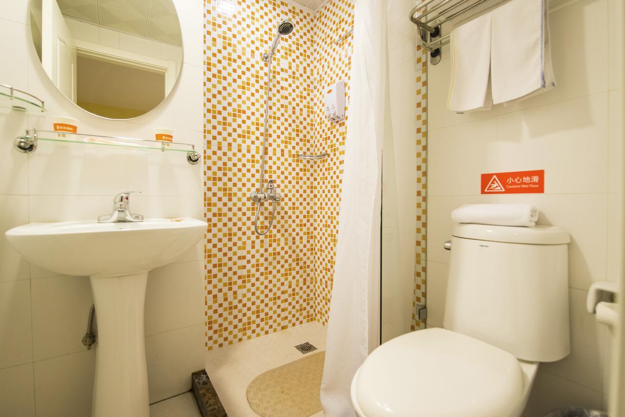 Home Inn Shanghai Lujiabang Road Metro Station Eksteriør billede